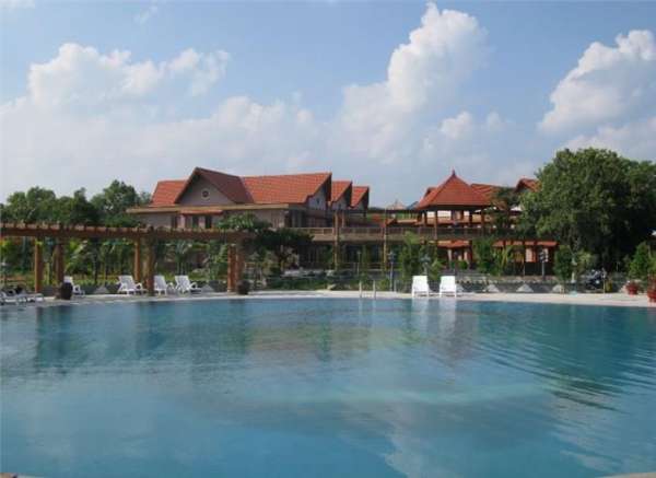 Sài Gòn - Hồ Cốc Resort