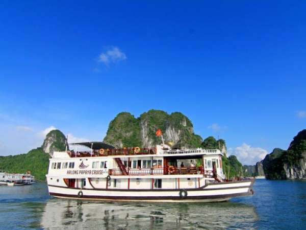 Legacy Cruise Hạ Long