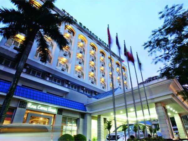 Khách sạn Bảo Sơn International