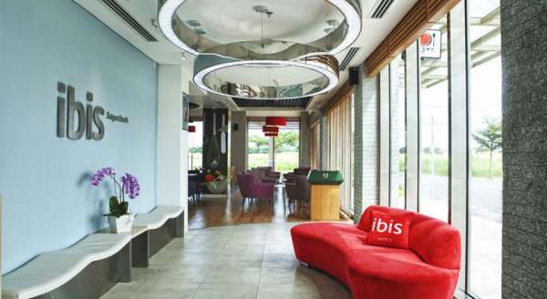 Khách sạn Ibis Saigon South