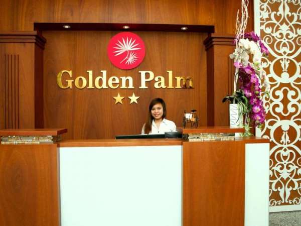 Khách sạn Golden Palm