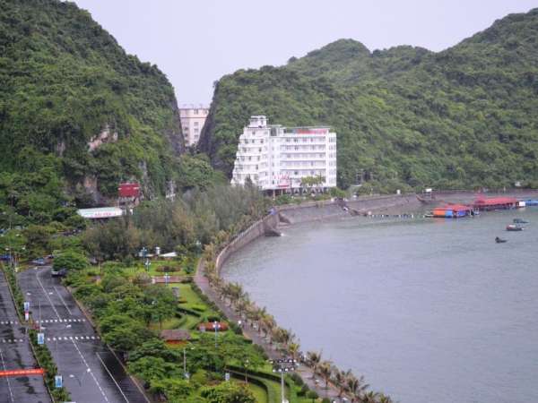 Khách sạn Hùng Long Harbour Cát Bà