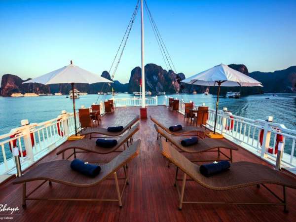 Bhaya Cruise Hạ Long