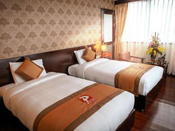 Khách sạn Palace Hạ Long