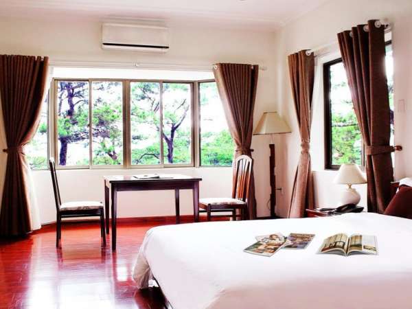 Khách sạn Sài Gòn - Hạ Long  
