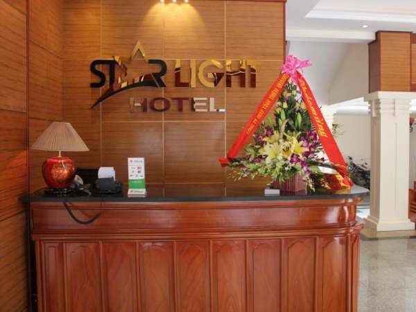 Khách sạn Starlight Hạ Long