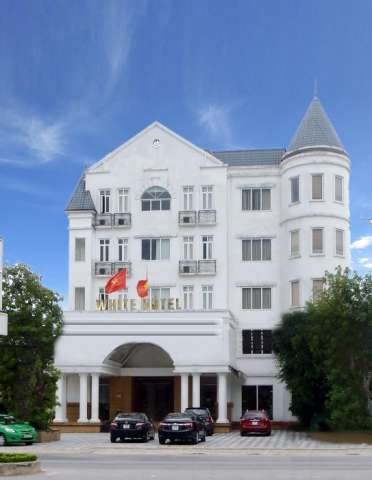 Khách sạn White Palace