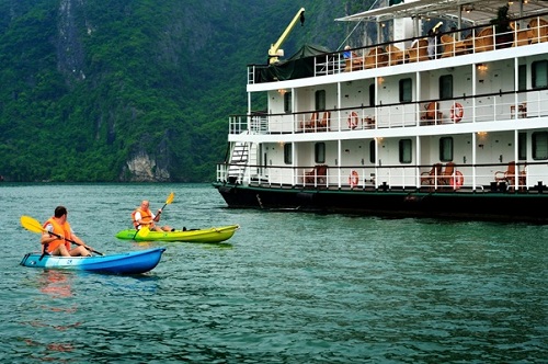 Emeraude Classic Cruise Hạ Long