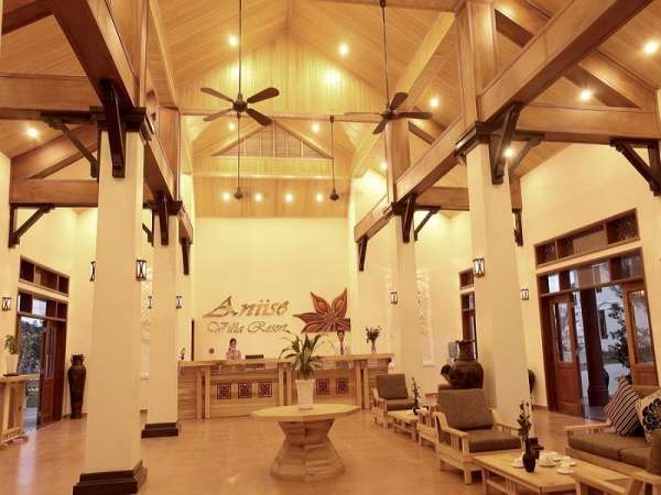 Aniise Villa Resort