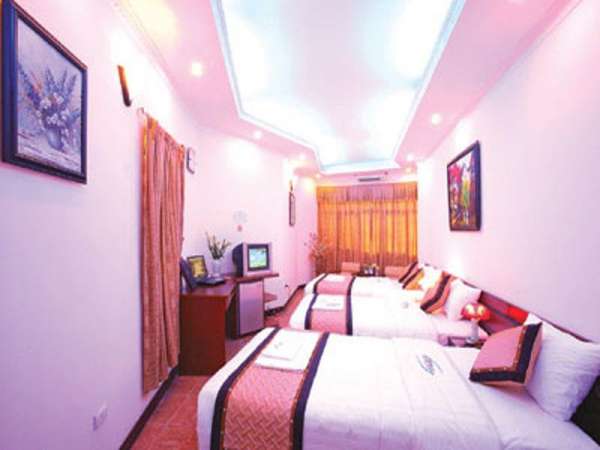 Khách sạn APT EZ Holiday