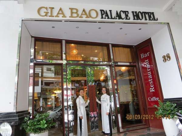 Khách sạn Gia Bảo Palace