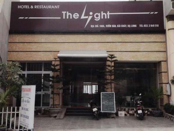 Khách sạn The Light Hạ Long