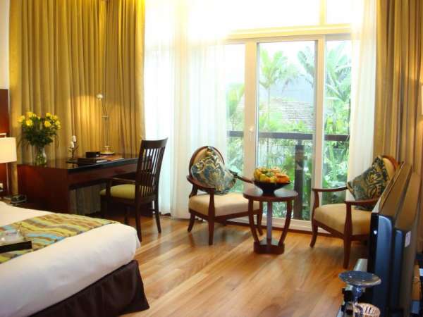 Khách sạn Fraser Suites Hà Nội