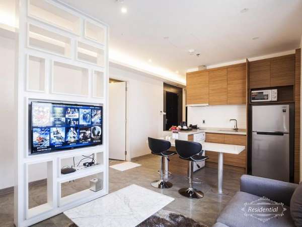 Khách sạn Charm Suite Residence Sài Gòn