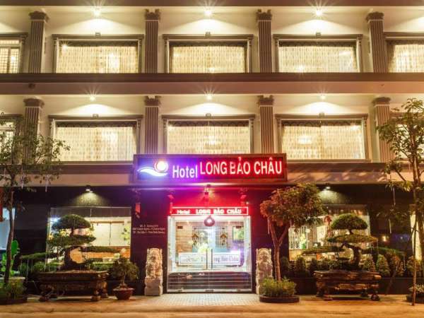 Khách sạn Long Bảo Châu