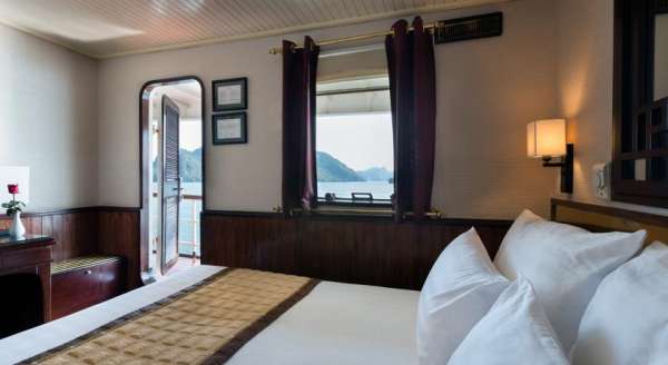 Emeraude Classic Cruise Hạ Long