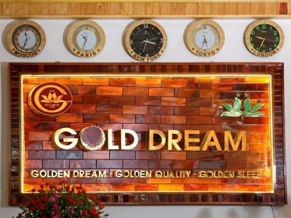 Khách sạn Gold Dream