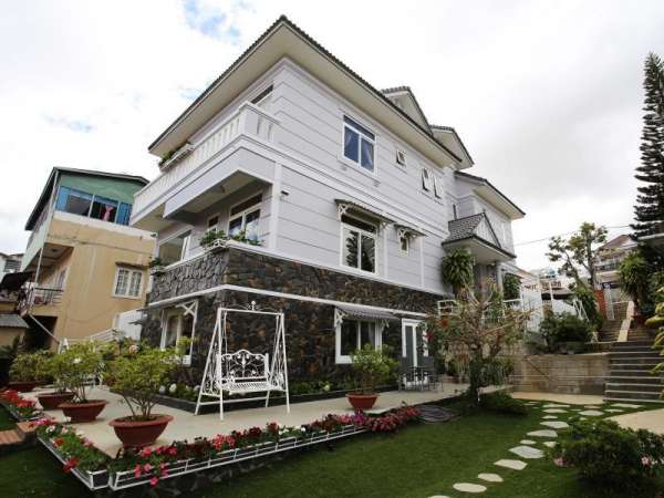 Khách sạn Bạch Dương Villa