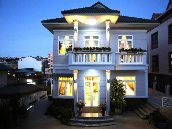 Khách sạn Bạch Dương Villa