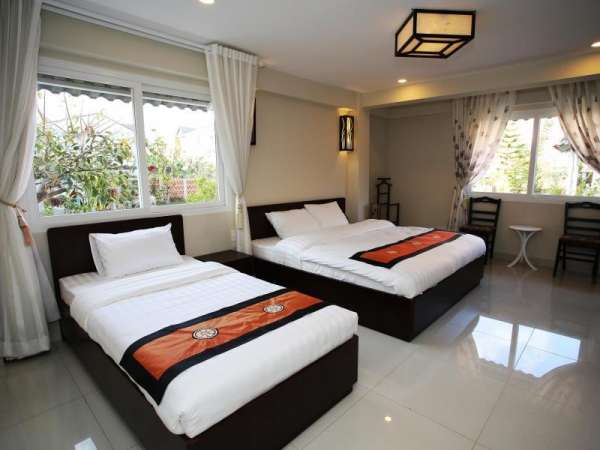 Khách sạn Bạch Dương Villa