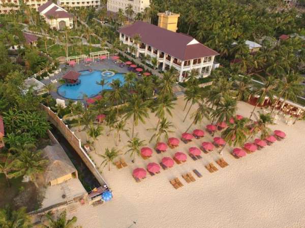 Richis Beach Resort