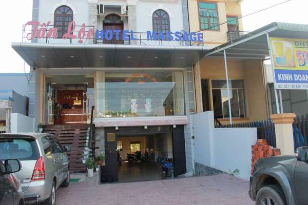 Khách sạn Tấn Lộc