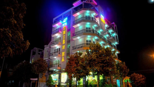 Khách sạn Thiên Hà