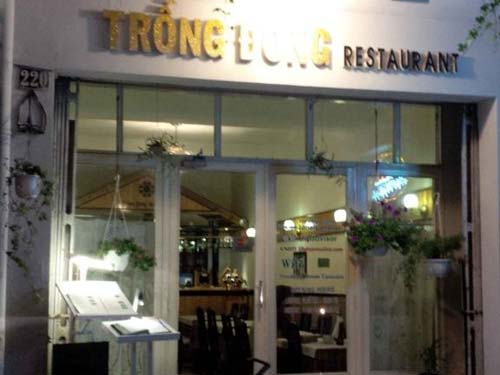 Nhà hàng Trống Đồng